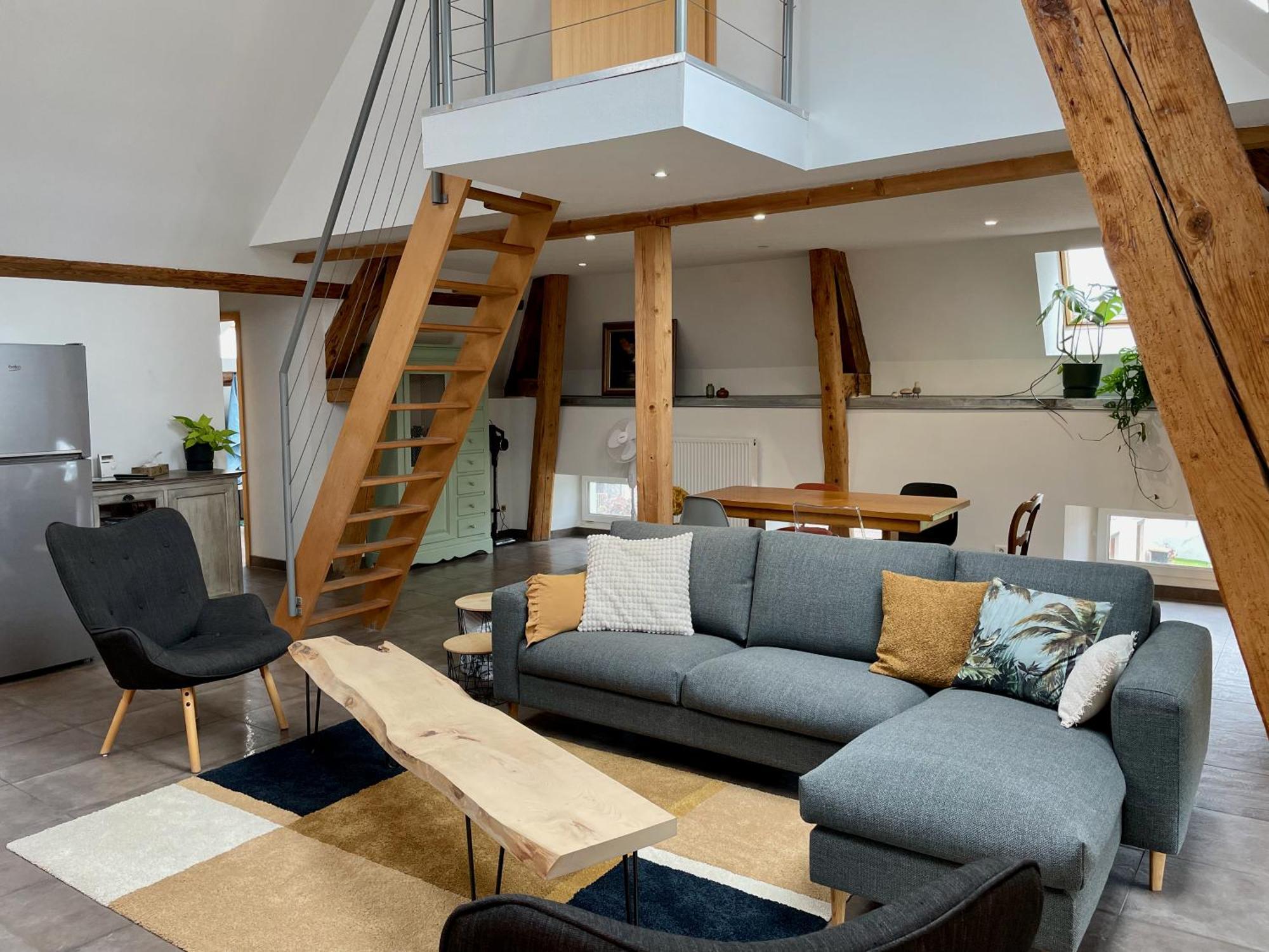 Appartement Duplex + Parking Gratuit Facile à Sainte-Suzanne  Extérieur photo